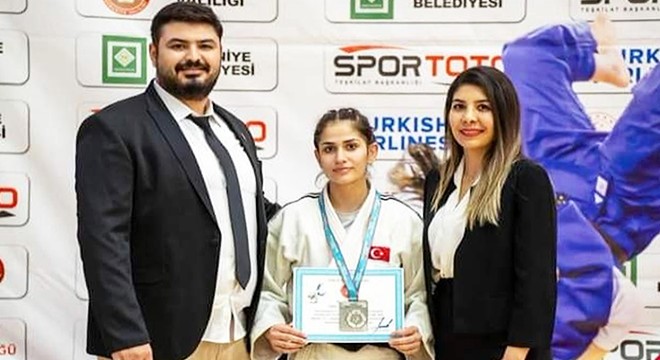 Burdurlu sporcu Türkiye ikincisi