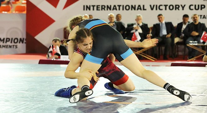 Burdurlu sporcu Uluslararası Zafer Kupası'nda ikinci oldu