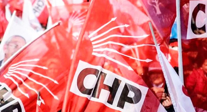 CHP'de 40 il başkanı istifa etti
