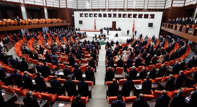 CHP'den 'yurtlarda ücretsiz yemek' için kanun teklifi