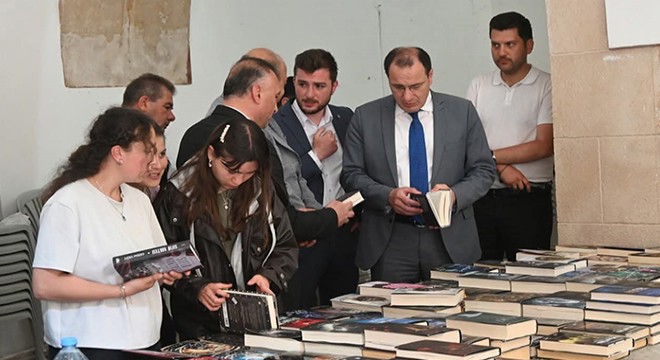 Çay'da Kitap Fuarı
