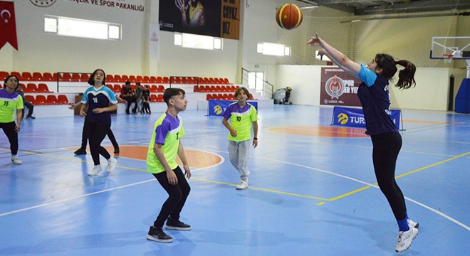 Çeltikçi'de Gençlik Haftası etkinlikleri