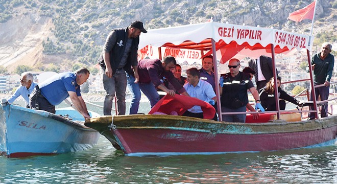 Cesedi bulunan Selcan, limanda tek başına dolaşmış