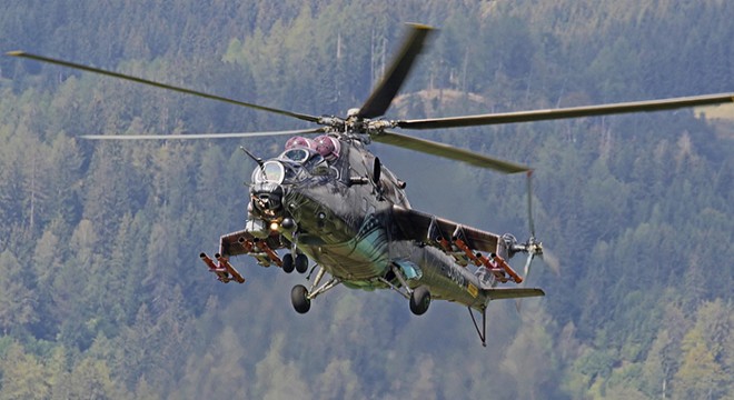 Çin'de helikopter düştü: 1 ölü, 4 yaralı