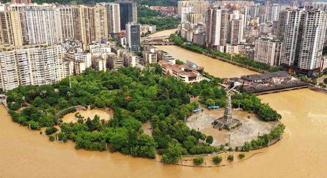 Çin'de şiddetli yağış sele neden oldu: 22 ölü