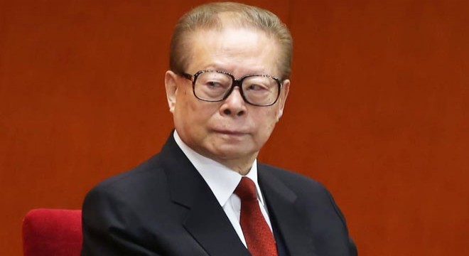 Çin'in eski Devlet Başkanı Zemin, hayatını kaybetti