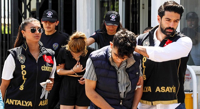 Cinayet sanığı: Kız arkadaşımı vurduğunu düşünerek ateş ettim