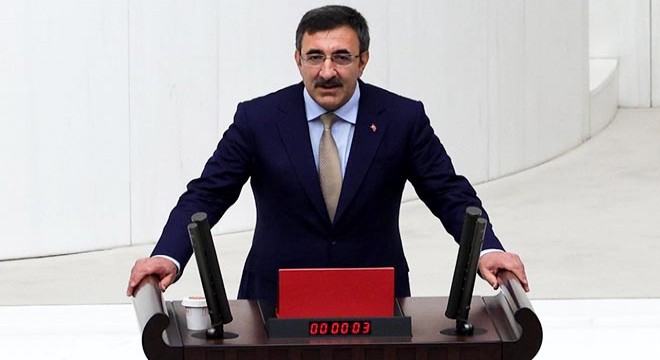 Cumhurbaşkanı Yardımcısı Yılmaz ve bakanlar yemin etti