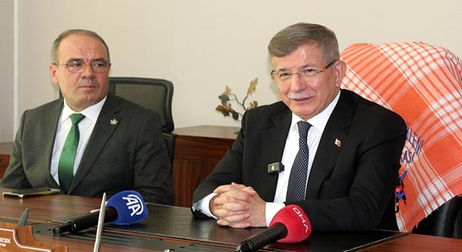 Davutoğlu: Türkiye'de gerçek anlamda siyasi ahlak devrimi şart