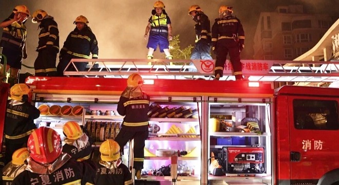 Demir yolu köprüsü çöktü: 5 kişi hayatını kaybetti
