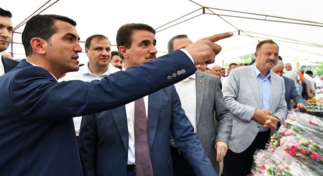 Deregümü'nde Domates ve Karanfil Festivali coşkusu