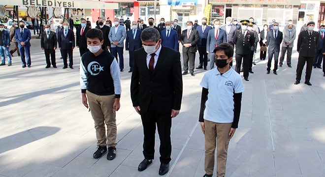 Dinar'da 23 Nisan kutlaması