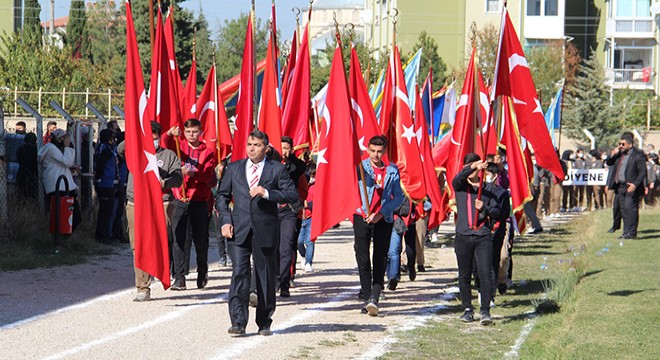 Dinar'da Cumhuriyet Bayramı kutlandı