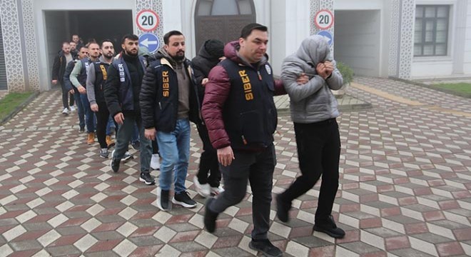 Dolandırıcılık yapan şebekeye operasyon: 33 tutuklama