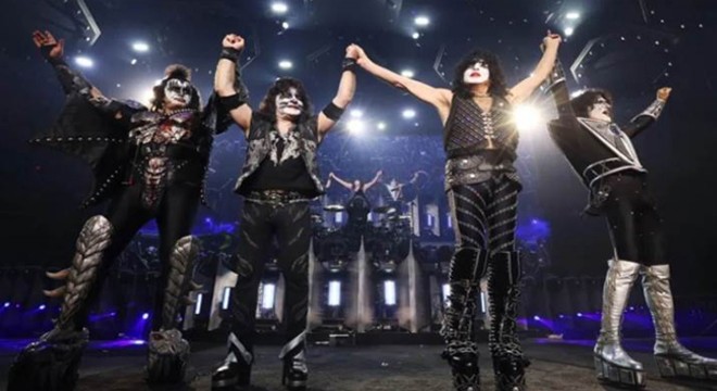 Dünyaca ünlü rock grubu Kiss 'sanal' oluyor