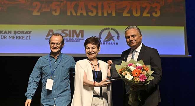 Dünyanın derdi Antalya'da konuşuldu