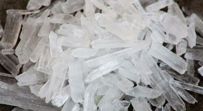 Durdurulan araçtan uyuşturucu çıktı