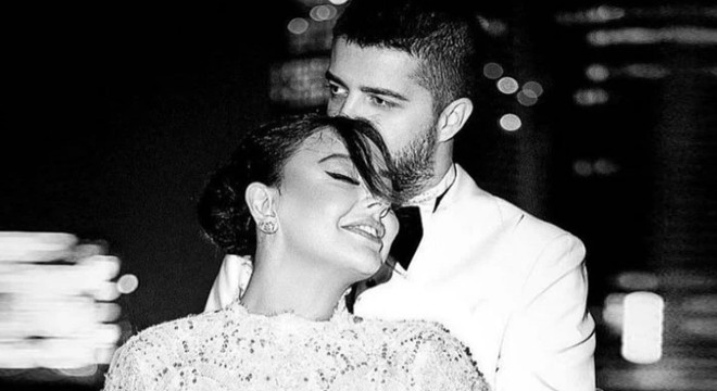 Ebru Gündeş boşandı