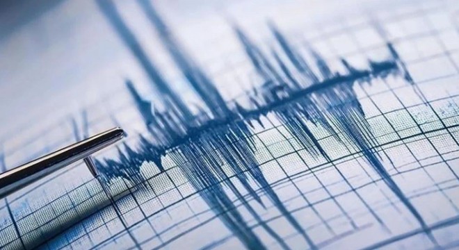 Ege'de deprem