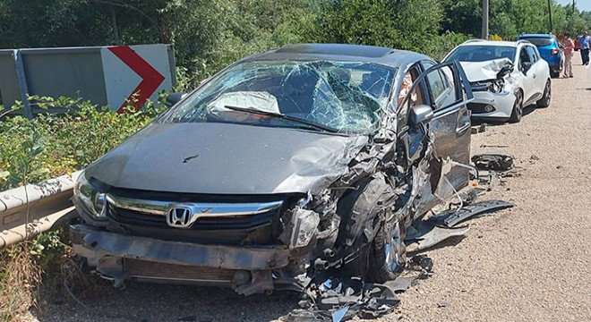 Eğirdir'de zincirleme kaza