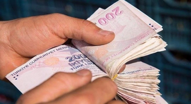 Ehliyetine el konulan sürücüye para cezası