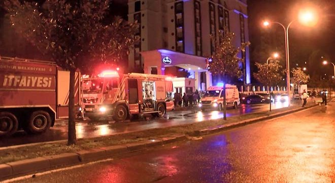 Elektrikli araçta yangın; bina tahliye edildi