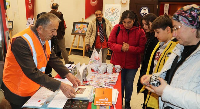 Emekli memur LÖSEV gönüllüsü oldu