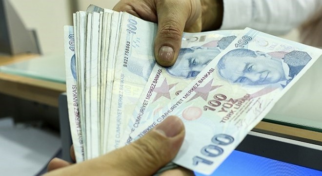 Emekliye 3 bin lira ikramiye Meclis'te kabul edildi