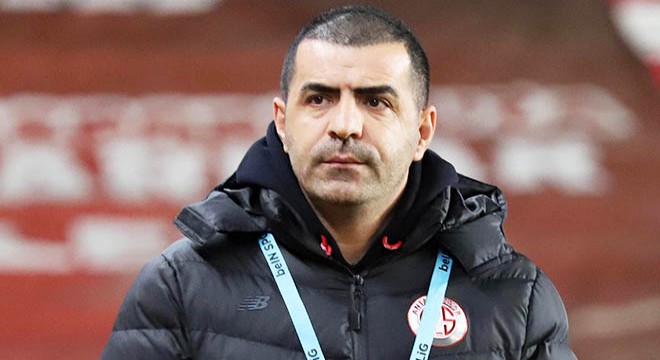 Emrah Çelik: Wright'a 3 ülkeden 7 takımın büyük ilgisi var