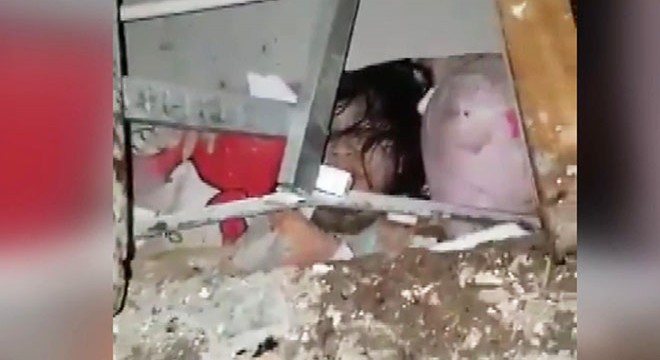 Endonezya'da 6.2 büyüklüğünde deprem