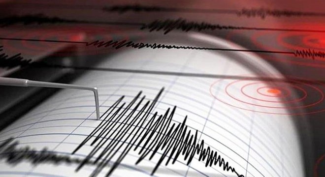 Endonezya’da 6.3 büyüklüğünde deprem