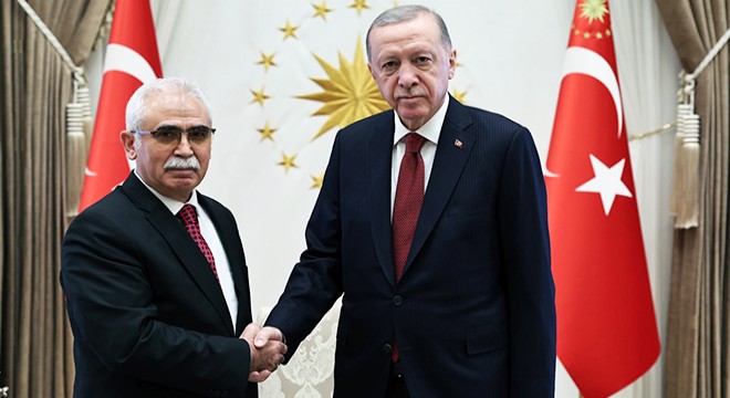 Erdoğan, AYM Başkanı Özkaya'yı kabul etti