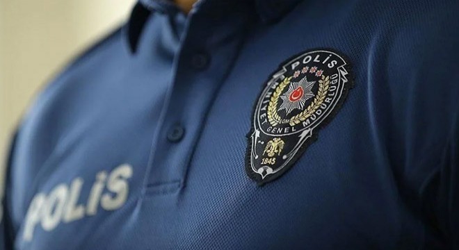 Eşini boğarak öldüren koca, polise teslim oldu