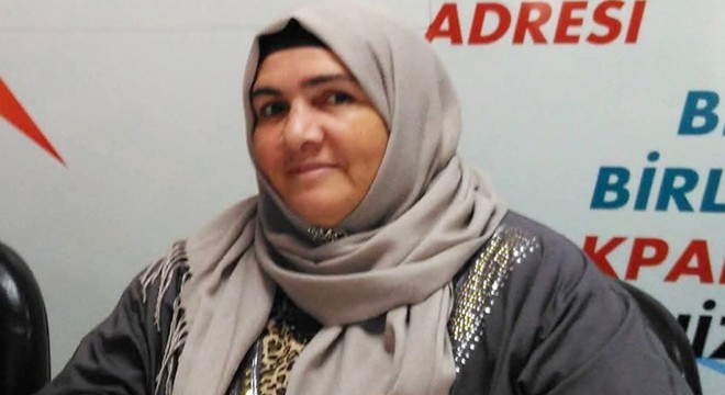 Eşinin defalarca bıçakladığı kadın, kurtarılamadı