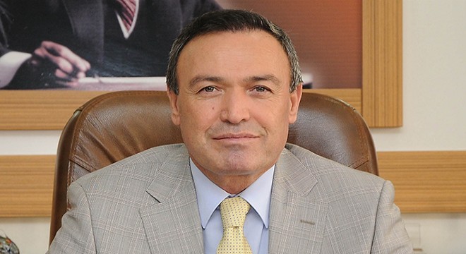 Eski rektör Kurtcephe 'görevi kötüye kullanma' suçundan beraat etti