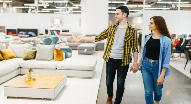 Evlenen çiftler hüsrana uğradı: Mobilya krizi