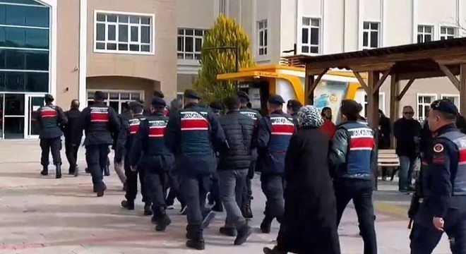 FETÖ'ye 22 ilde büyük operasyon