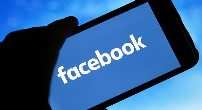 Facebook Trump'ın yasağının devamına karar verdi