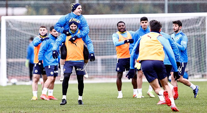 Fenerbahçe'de Antalya kampı sona erdi