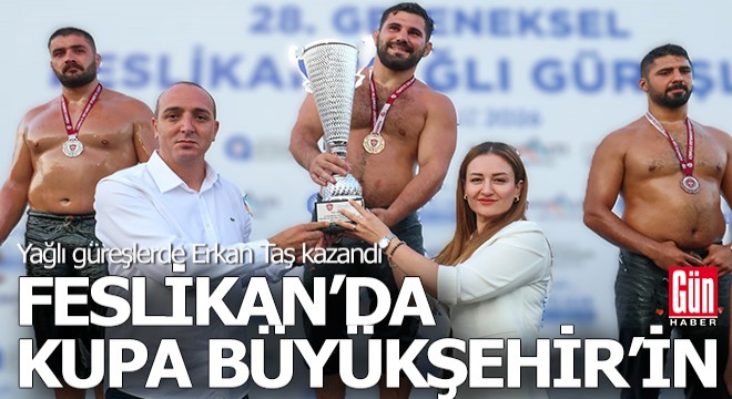 Feslikan Yağlı Pehlivan Güreşleri'ni Başpehlivan Erkan Taş kazandı