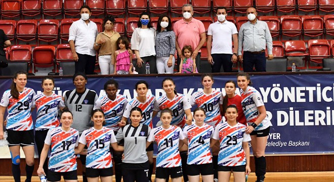 Final heyecanı Konyaaltı'na taşındı