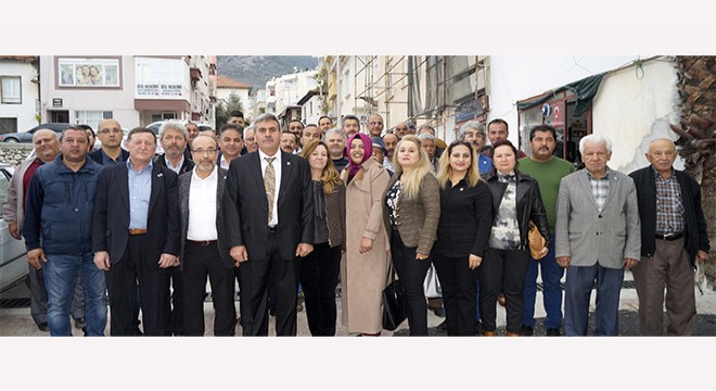 Finike İYİ Parti yönetimi kamuoyuna tanıtıldı