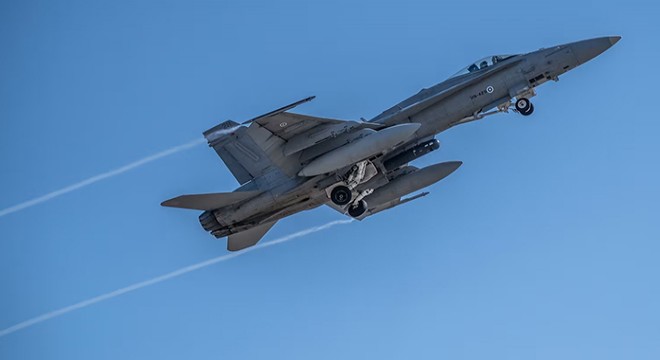Finlandiya’da savaş uçağı düştü