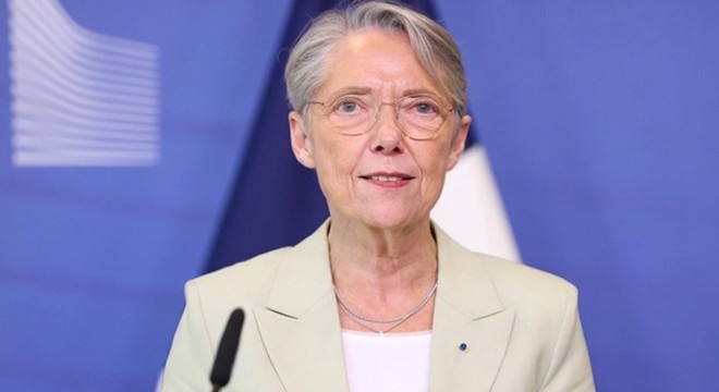 Fransa Başbakanı Elisabeth Borne istifa etti