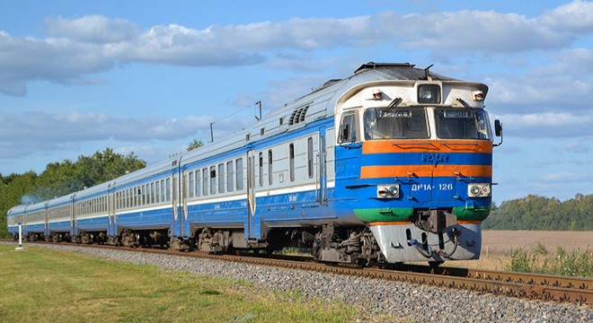 Galler'de iki tren çarpıştı: 1 ölü, 15 yaralı