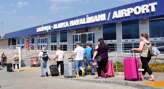 Gazipaşa- Alanya Havalimanı'nda 239 bin yolcu trafiği