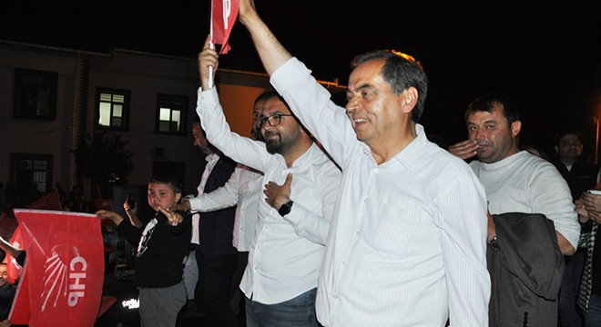 Gazipaşa'da CHP kutlama yaptı