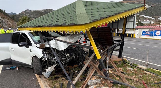 Gazipaşa'da kaza: 4 yaralı
