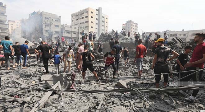Gazze’de yerinden edilenlerin sayısı 263 bini geçti
