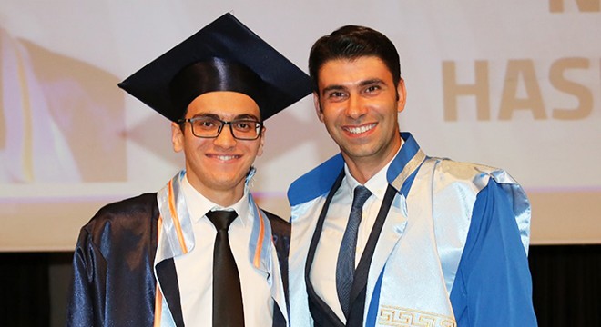 Geleceğin diş hekimleri kep attı